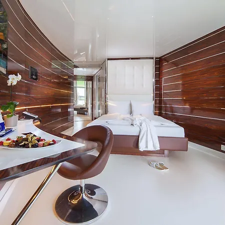 Отель Victory Therme 4*