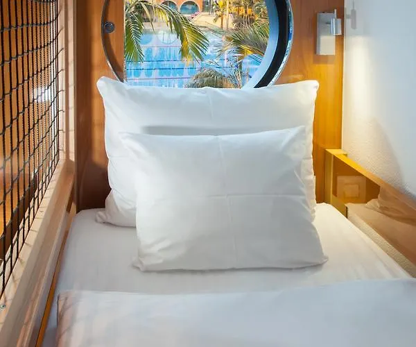 Hotel Victory Therme 4*